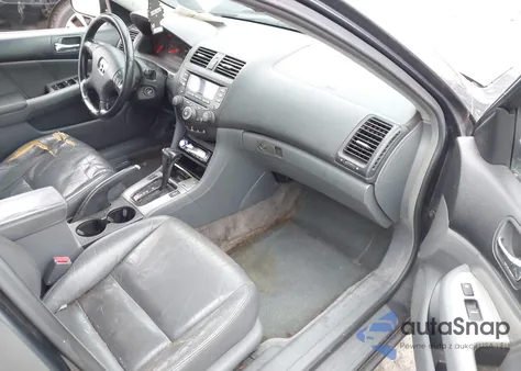 2005 Honda Accord 2.4 Ex from USA, damaged, VIN 1HGCM56865A042560